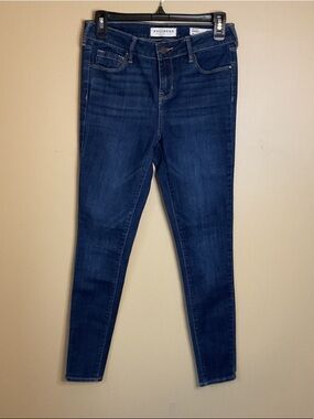 Bullhead Women’s Navy Blue Skinny Jeans Size 26